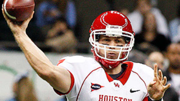Case-Keenum-Houston.gif